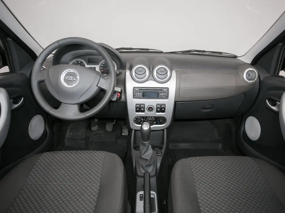 «Авто на Неве»