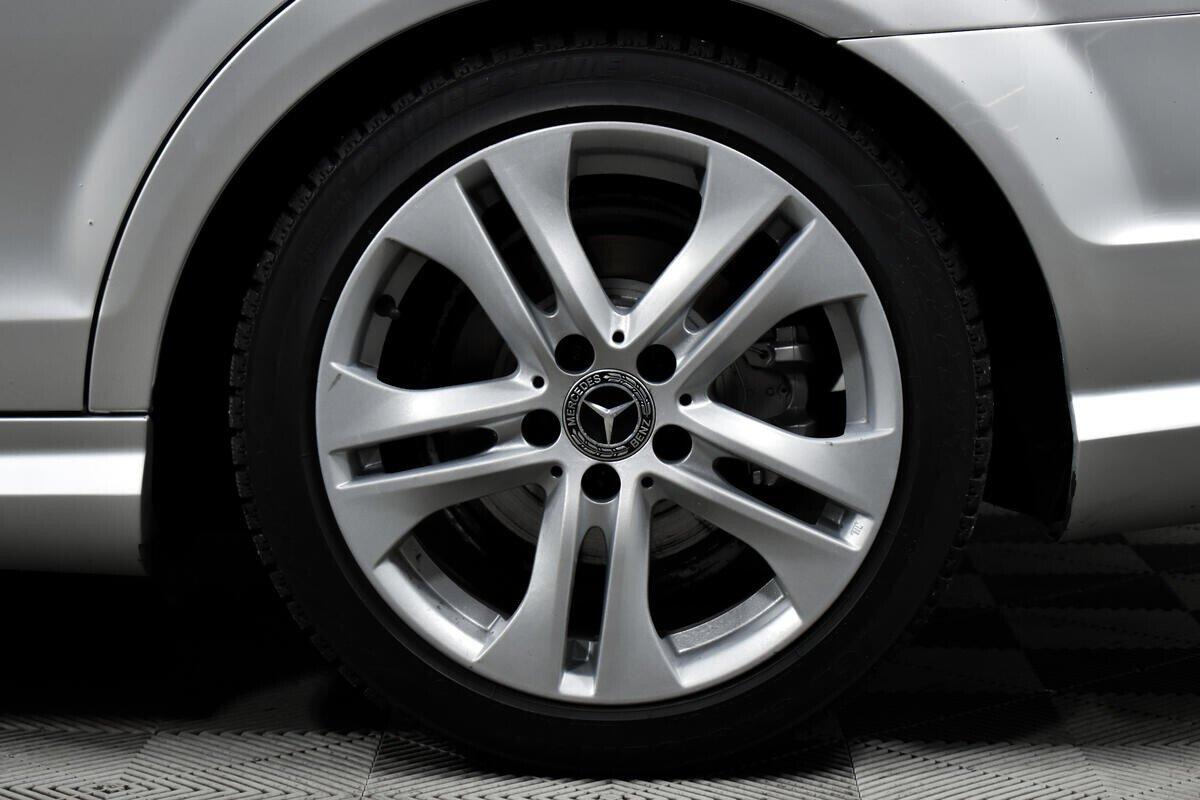 фото автомобиля 12