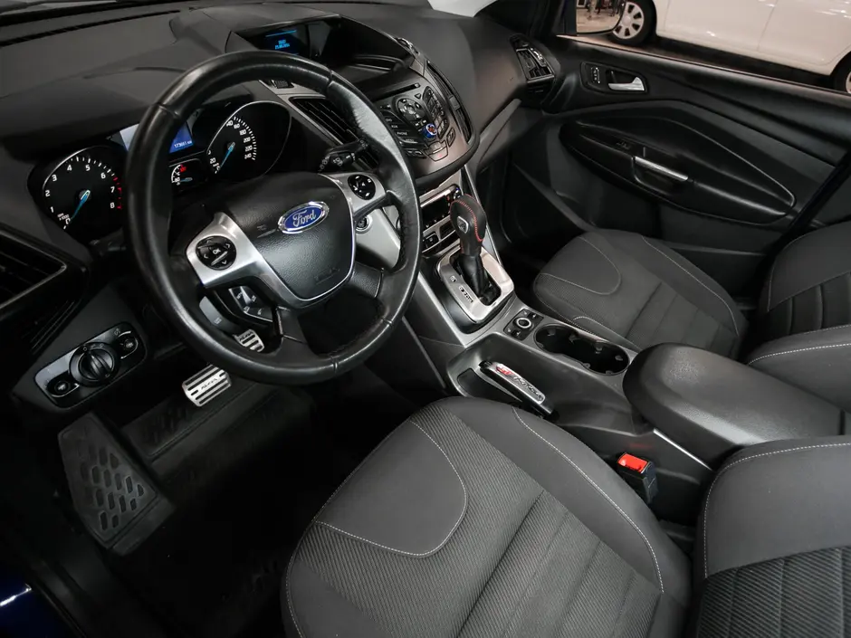 «Авто на Неве»