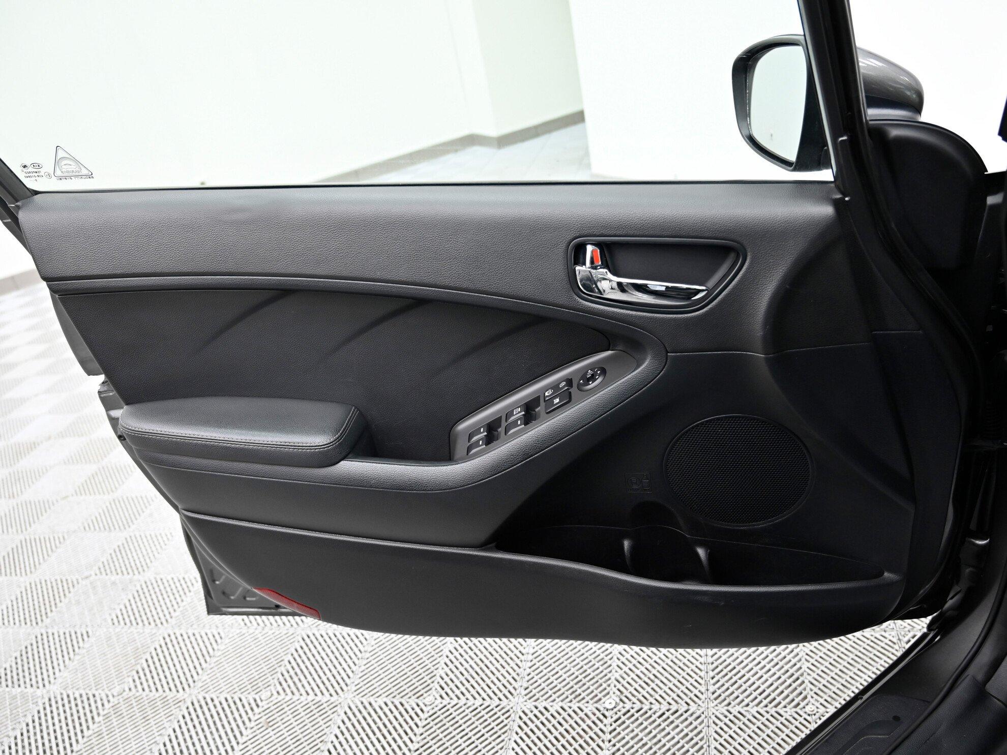 фото автомобиля 10