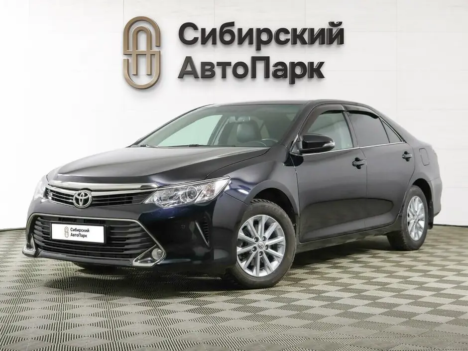 Toyota Camry, 2015 г.