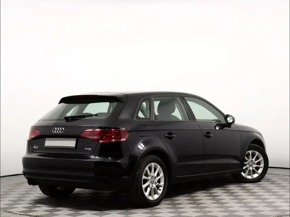 «Авто на Неве»