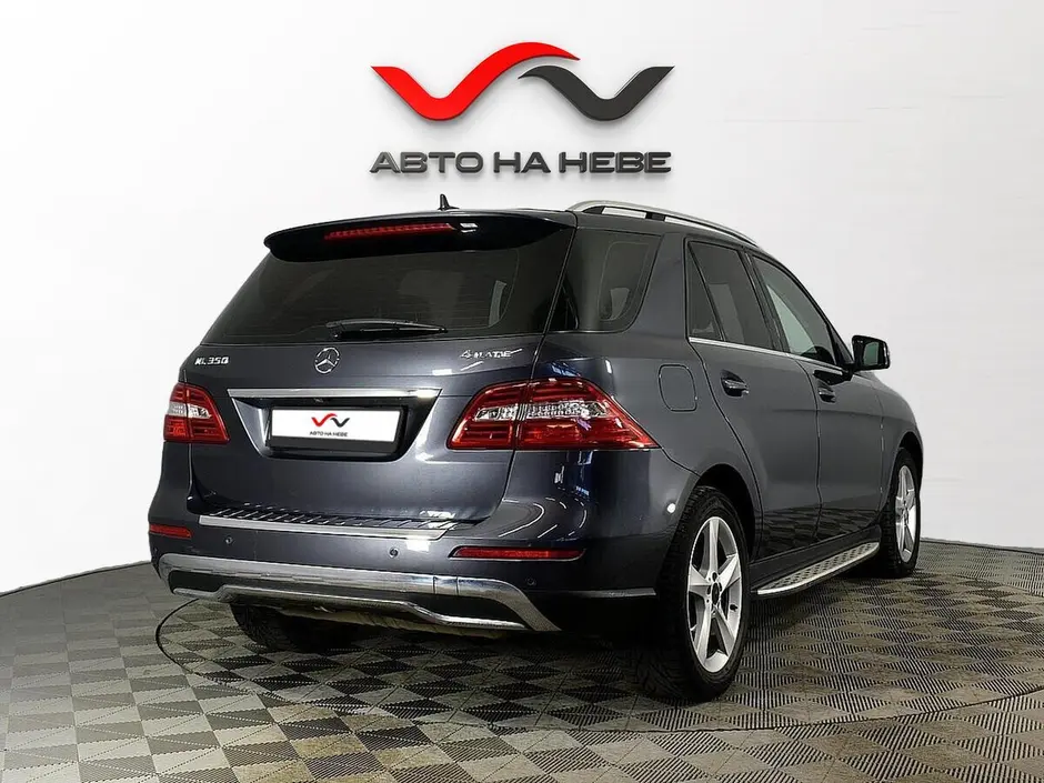 «Авто на Неве»
