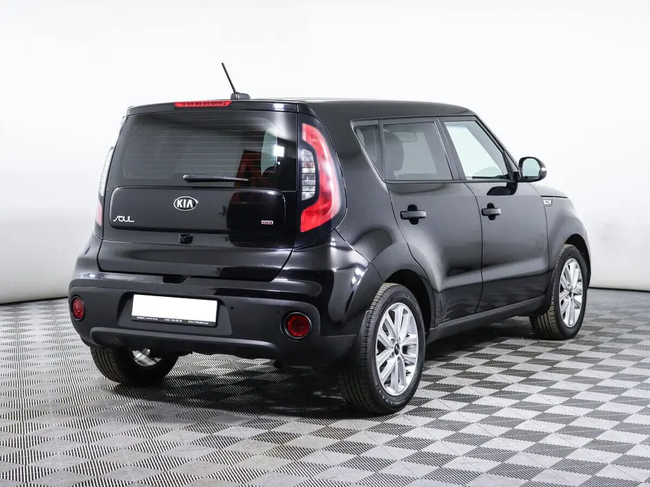 «Авто на Неве»