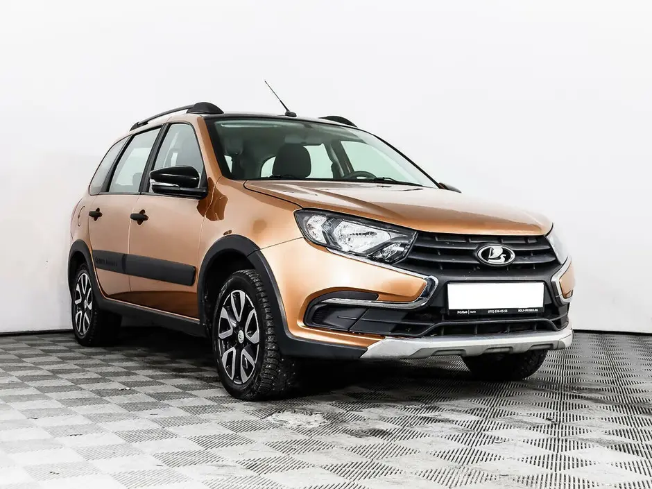 «Авто на Неве»