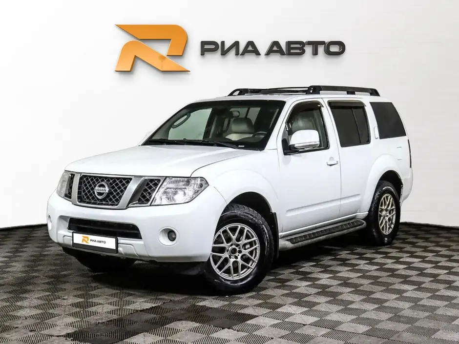 Nissan Pathfinder, 2011 г.