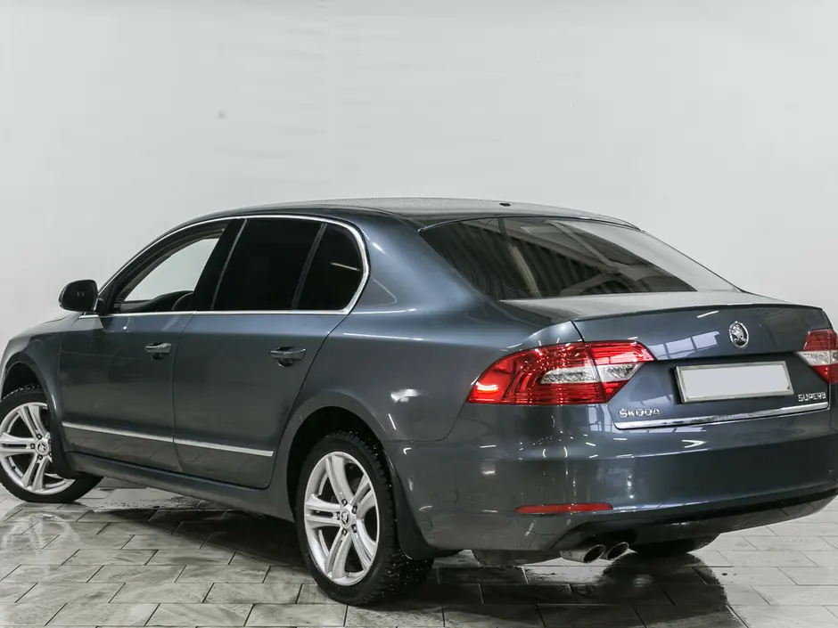 «Авто на Неве»