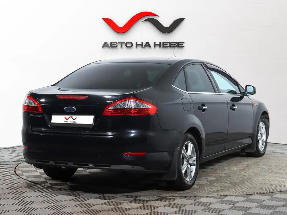«Авто на Неве»