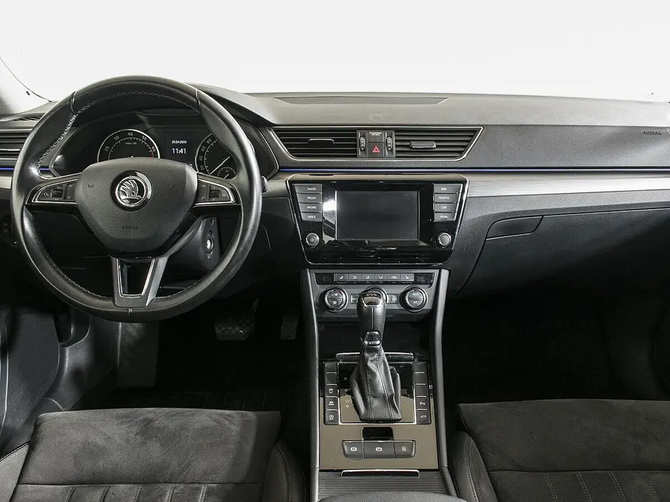 «Авто на Неве»