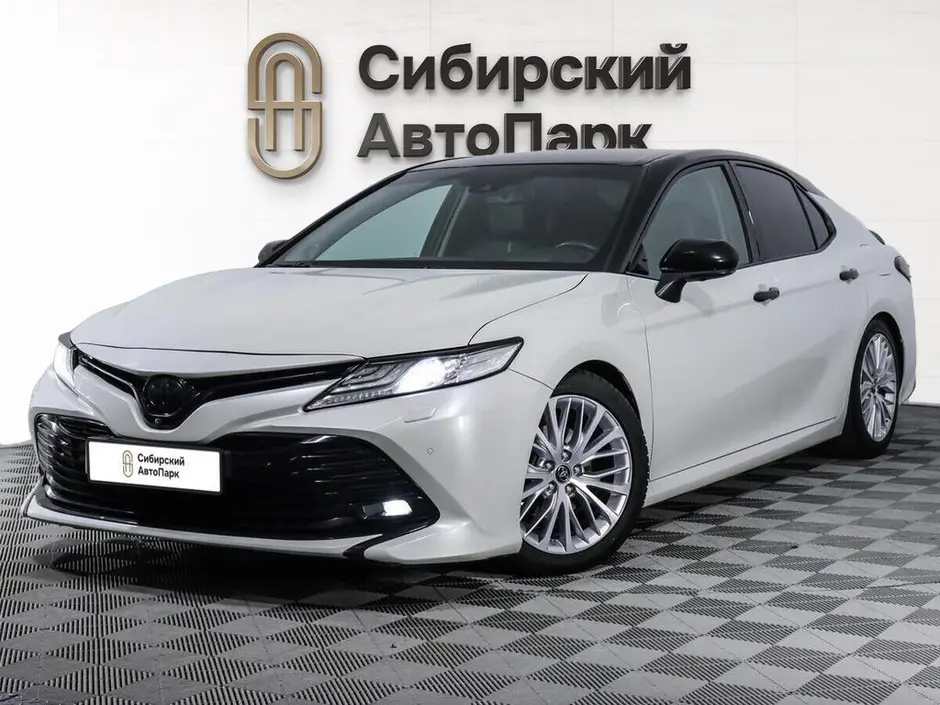 Toyota Camry, 2018 г.