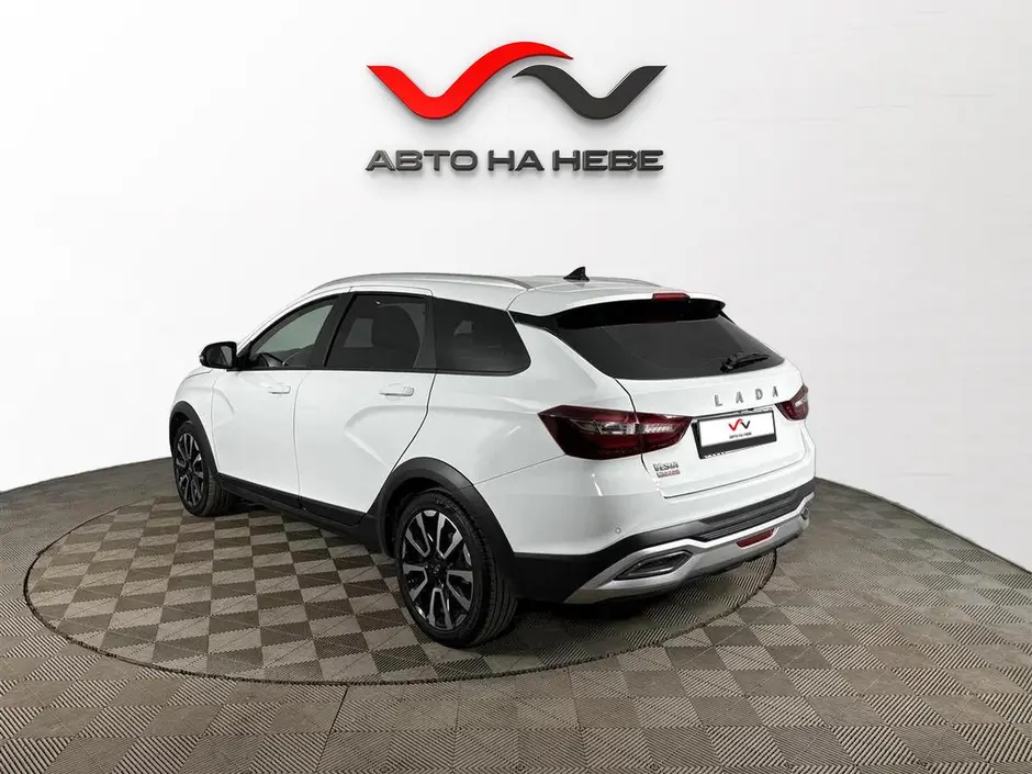 «Авто на Неве»
