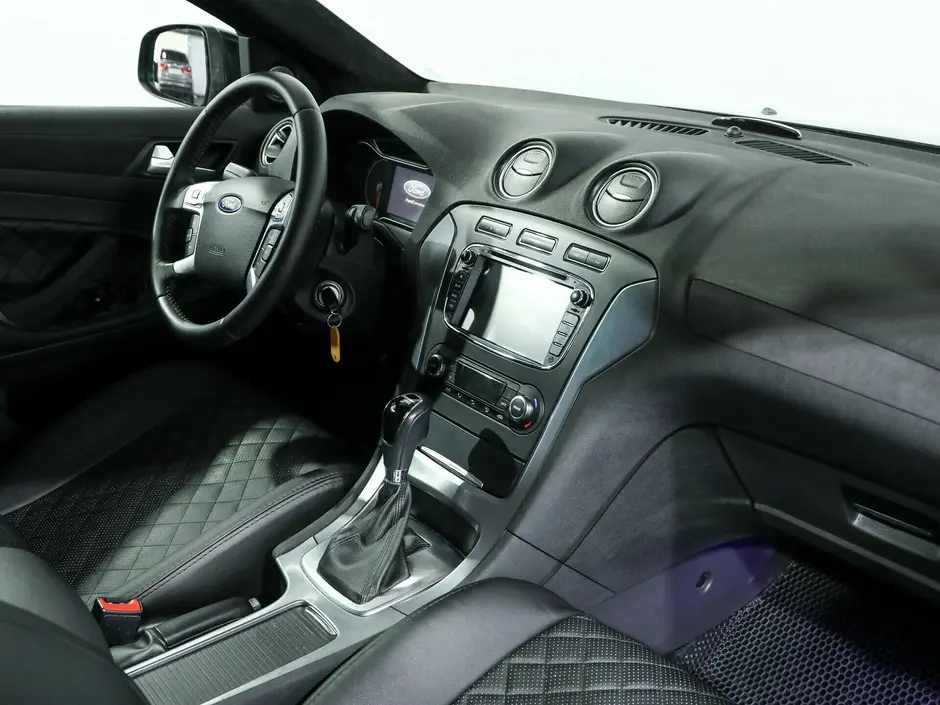 «Авто на Неве»