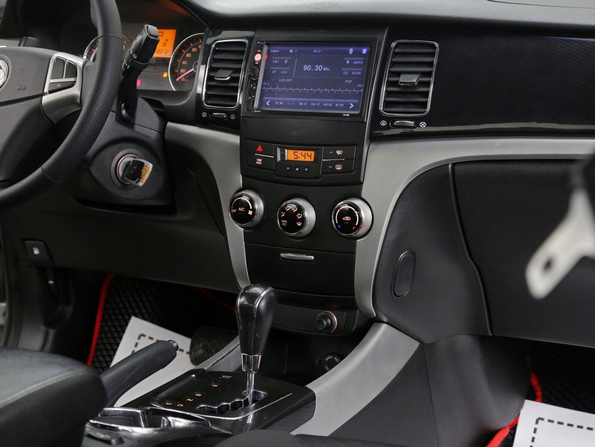 фото автомобиля 10