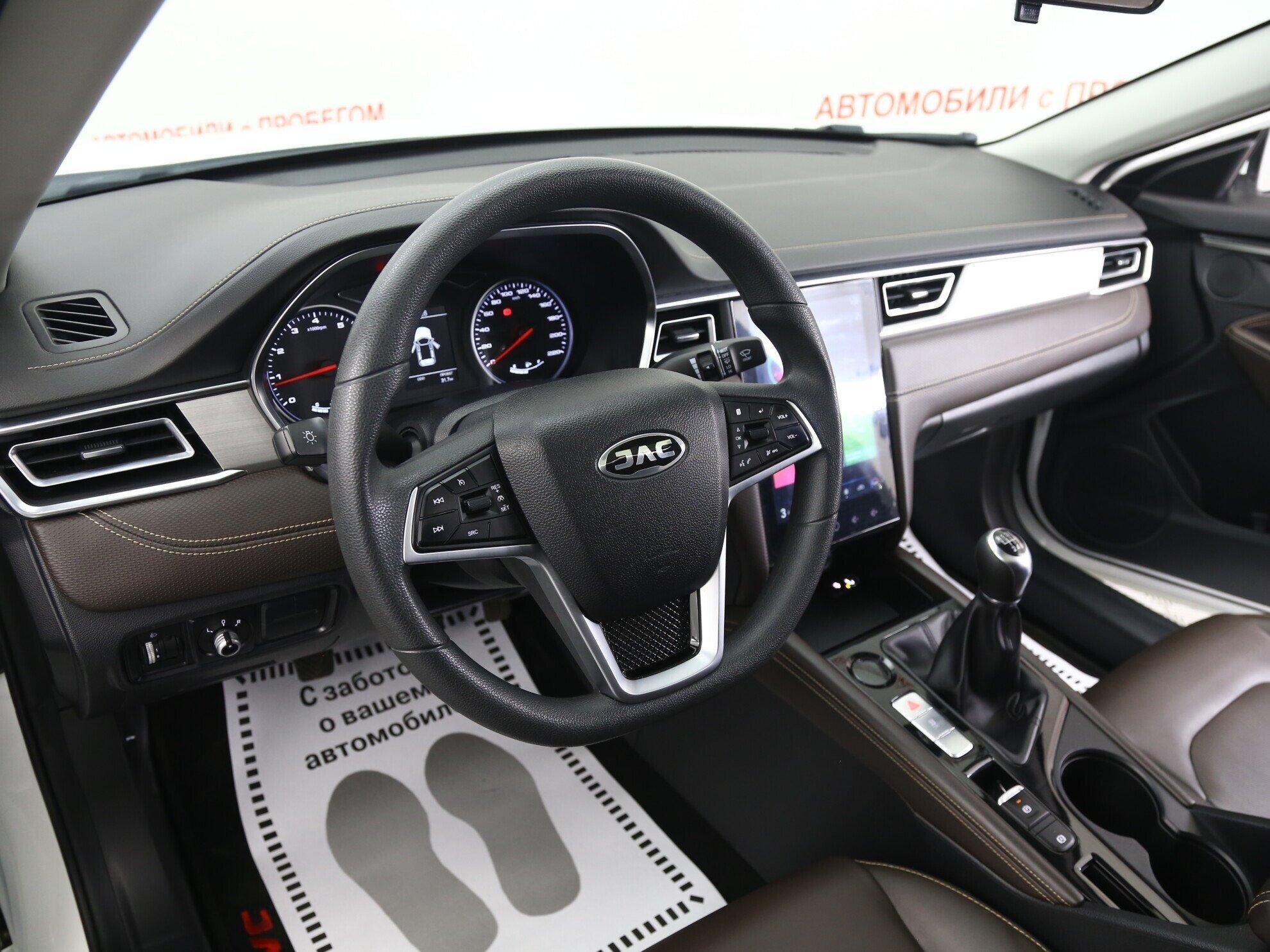 фото автомобиля 12