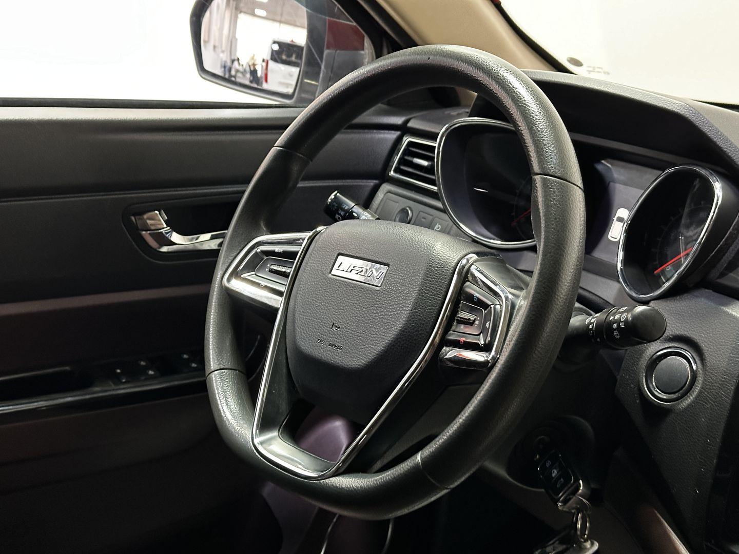 фото автомобиля 12