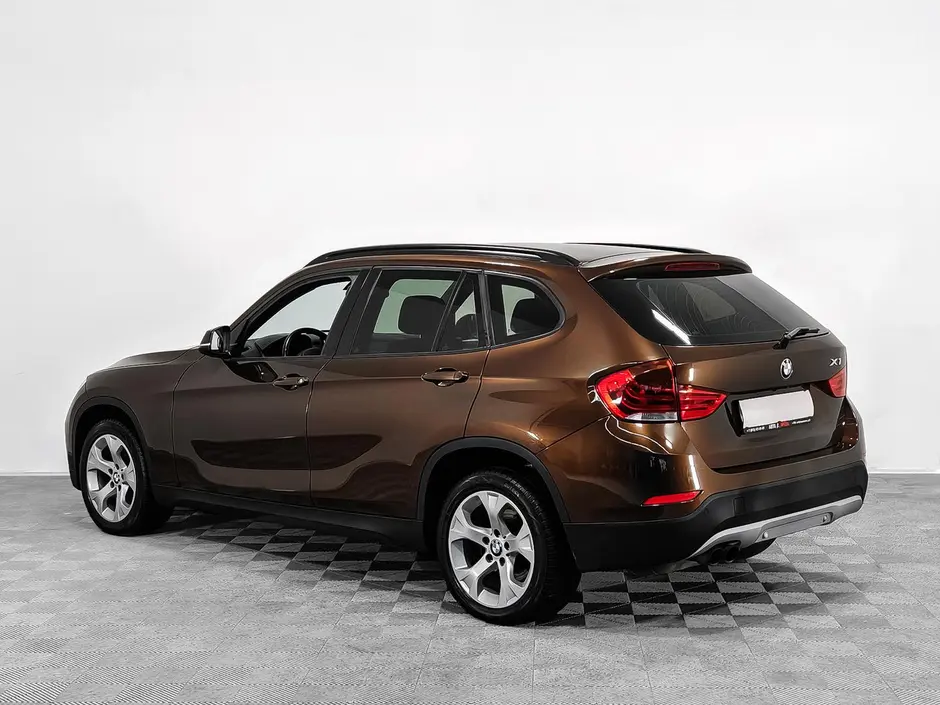 «Авто на Неве»