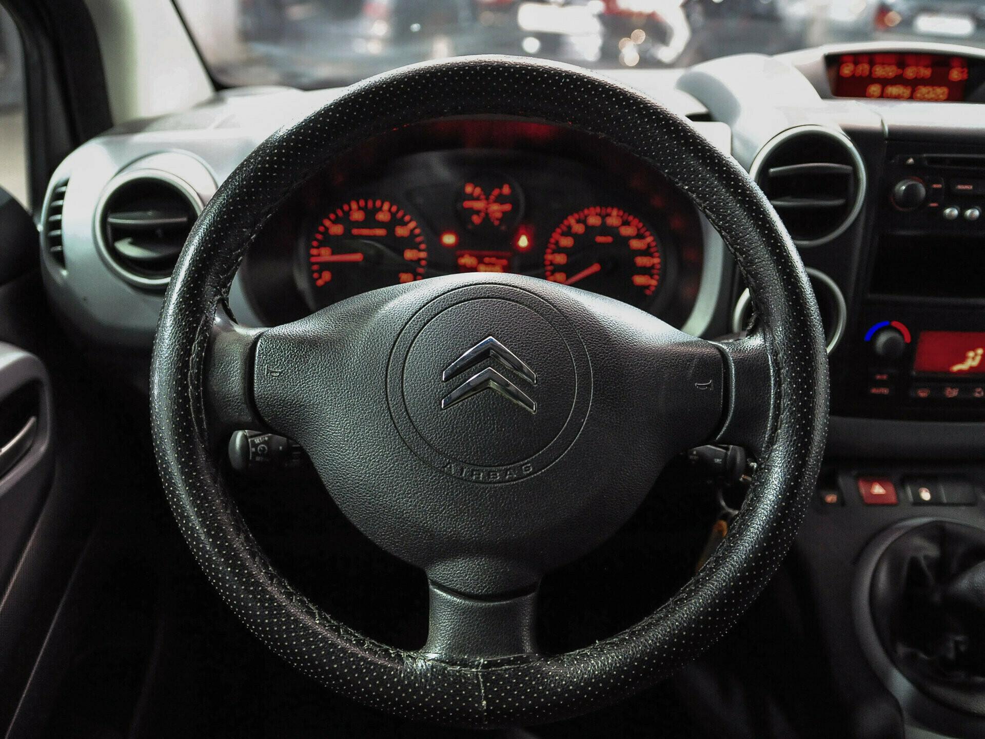 фото автомобиля 7
