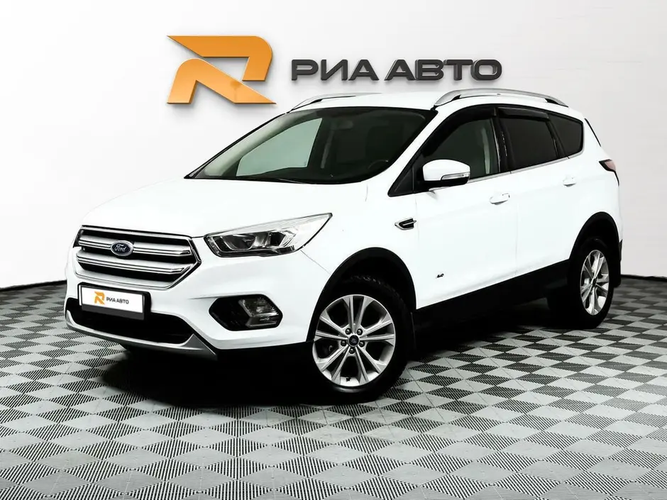 Ford Kuga, 2019 г.