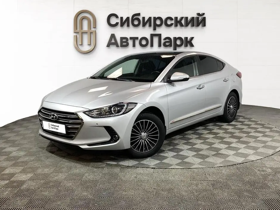 Hyundai Elantra, 2018 г.