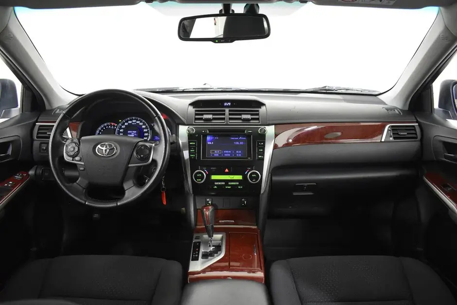 «Авто на Неве»