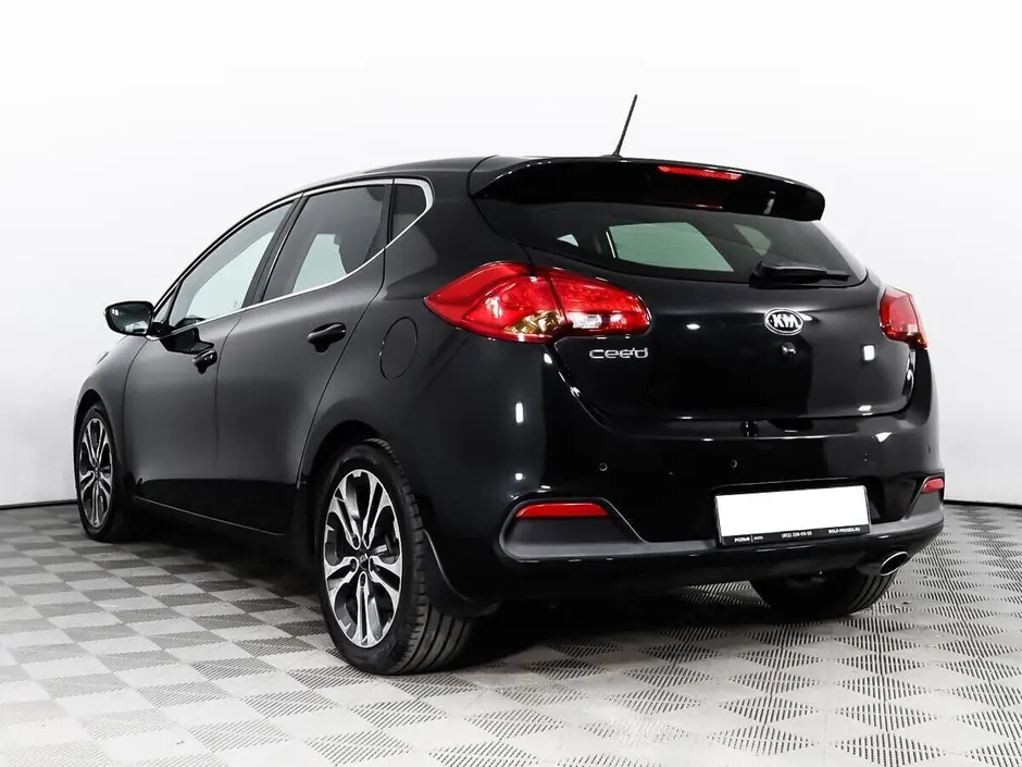 «Авто на Неве»