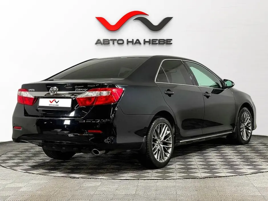«Авто на Неве»