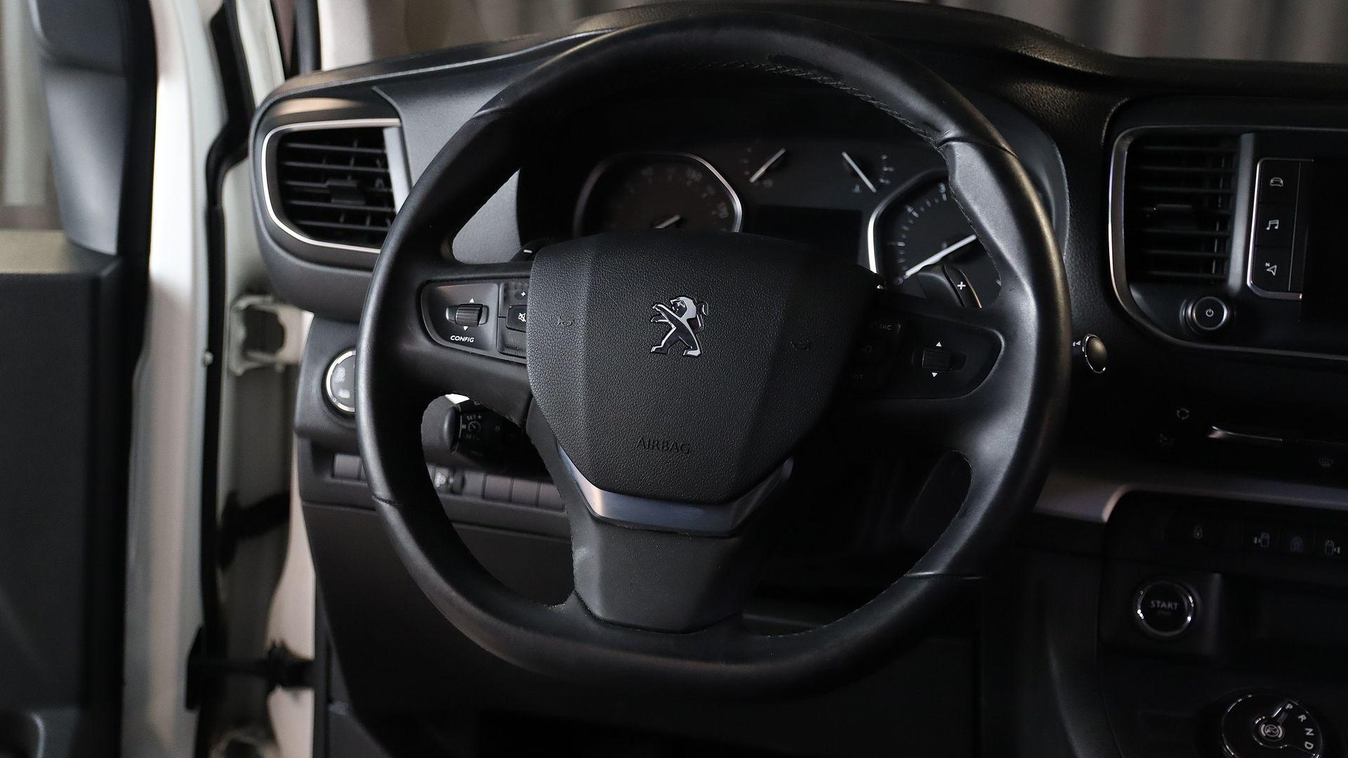 фото автомобиля 7