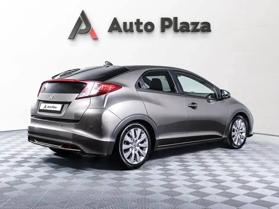 AutoPlaza