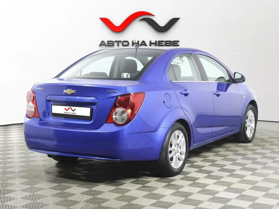 «Авто на Неве»