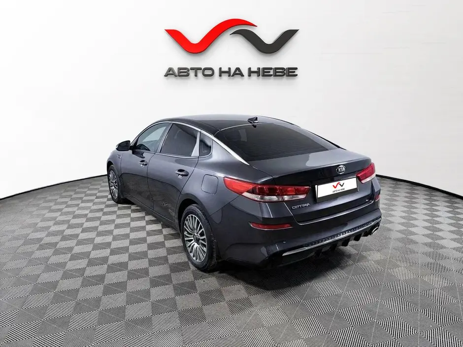 «Авто на Неве»