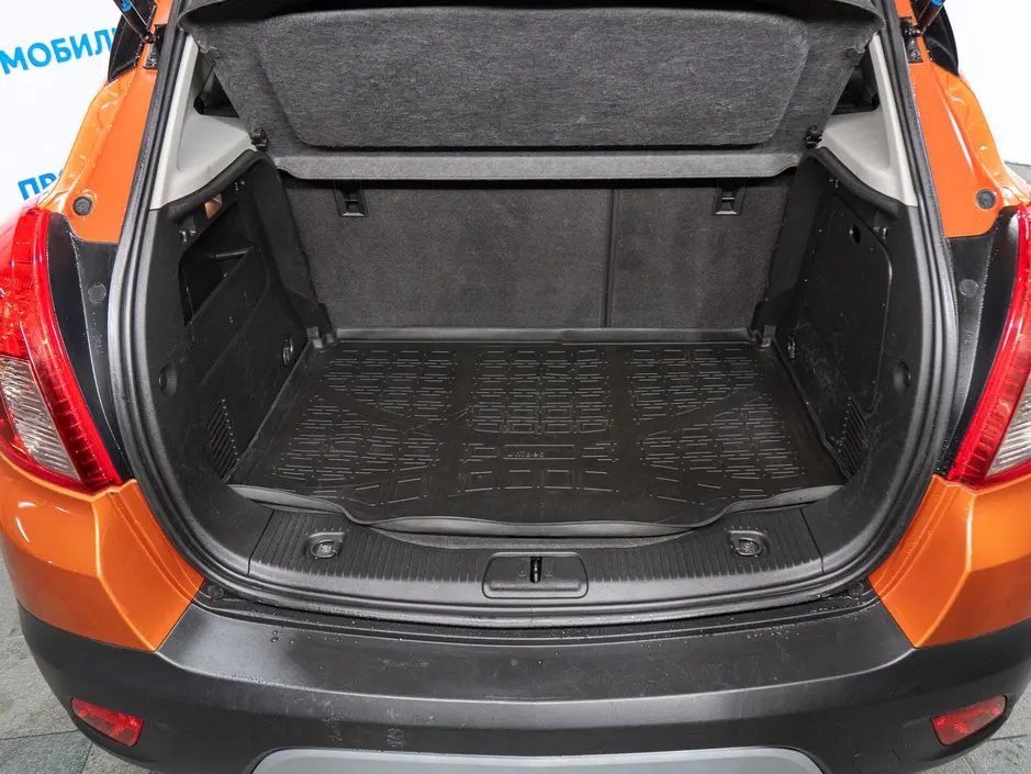 «Авто на Неве»