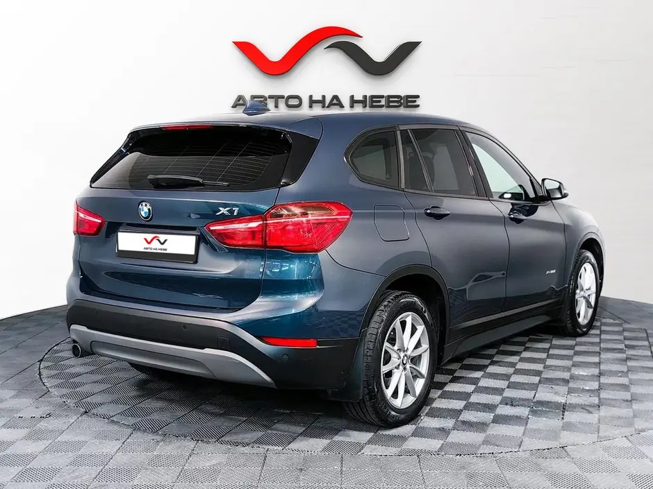 «Авто на Неве»