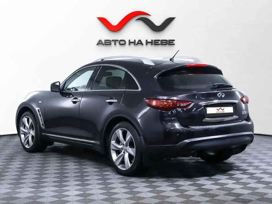 «Авто на Неве»