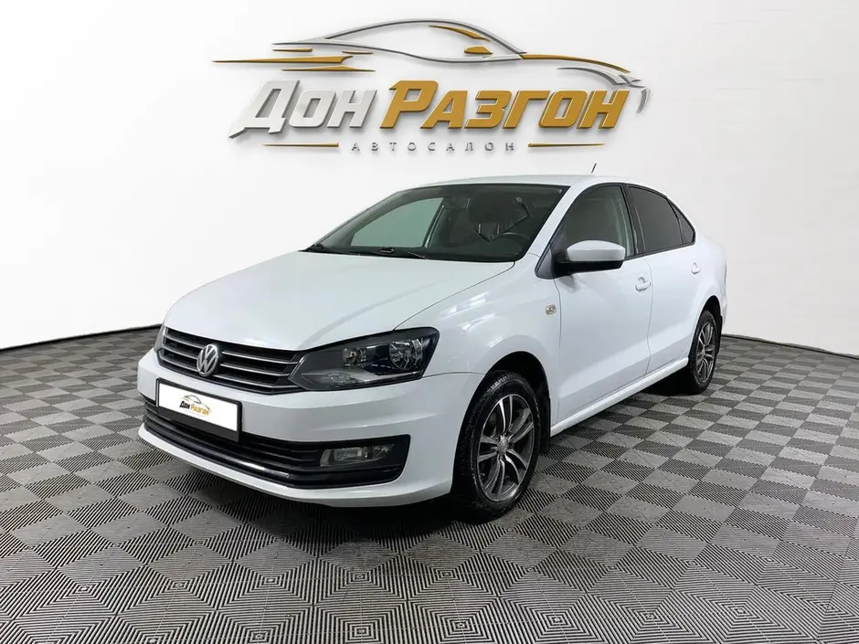 Volkswagen Polo, 2015 г.