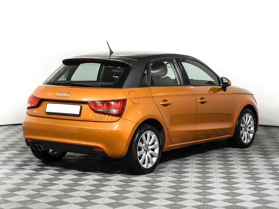 «Авто на Неве»