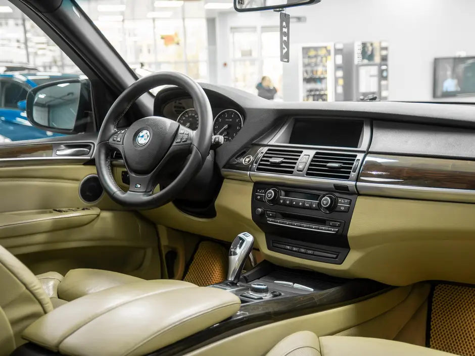 AutoPlaza