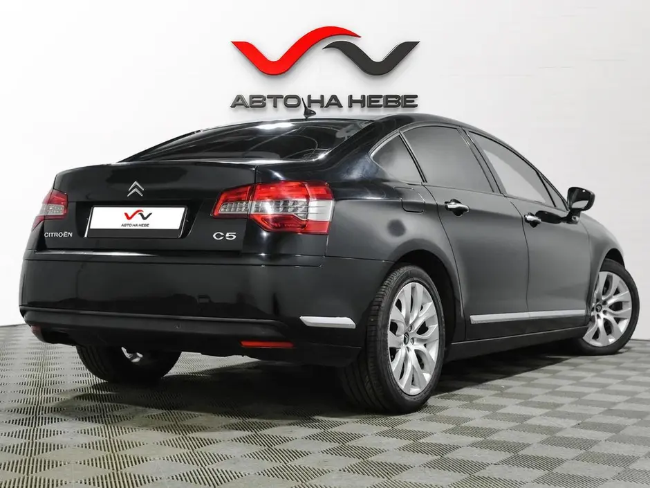 «Авто на Неве»