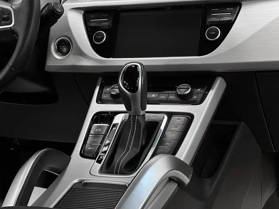 «Авто на Неве»