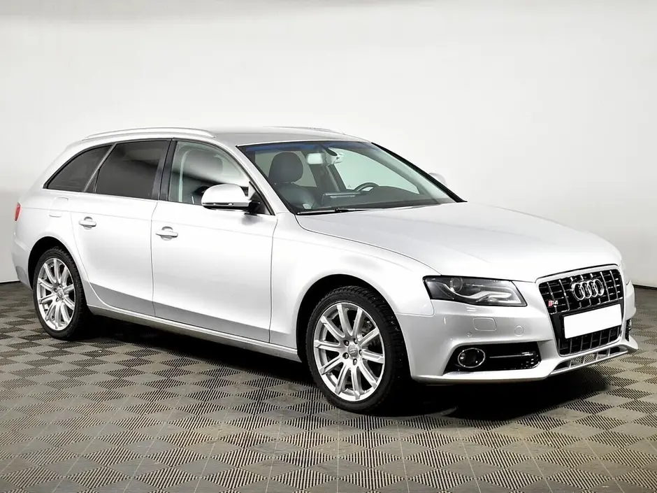 «Авто на Неве»