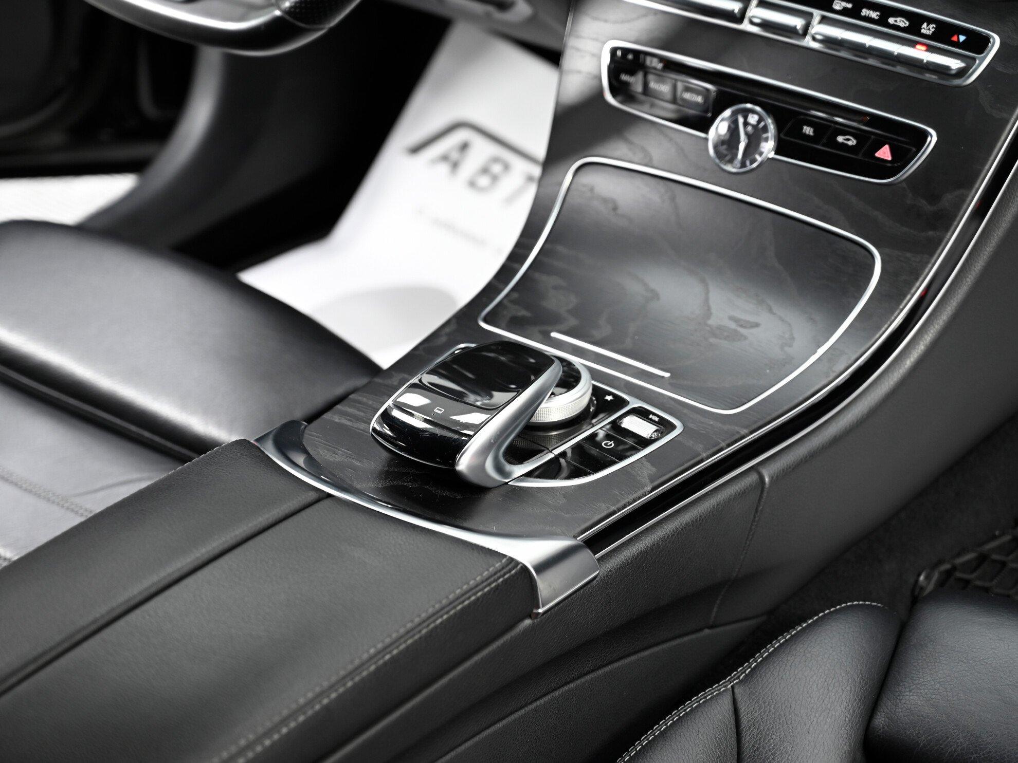 фото автомобиля 12