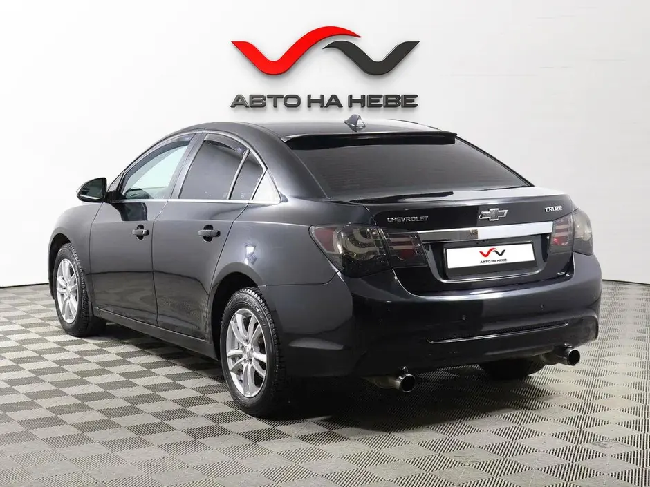 «Авто на Неве»