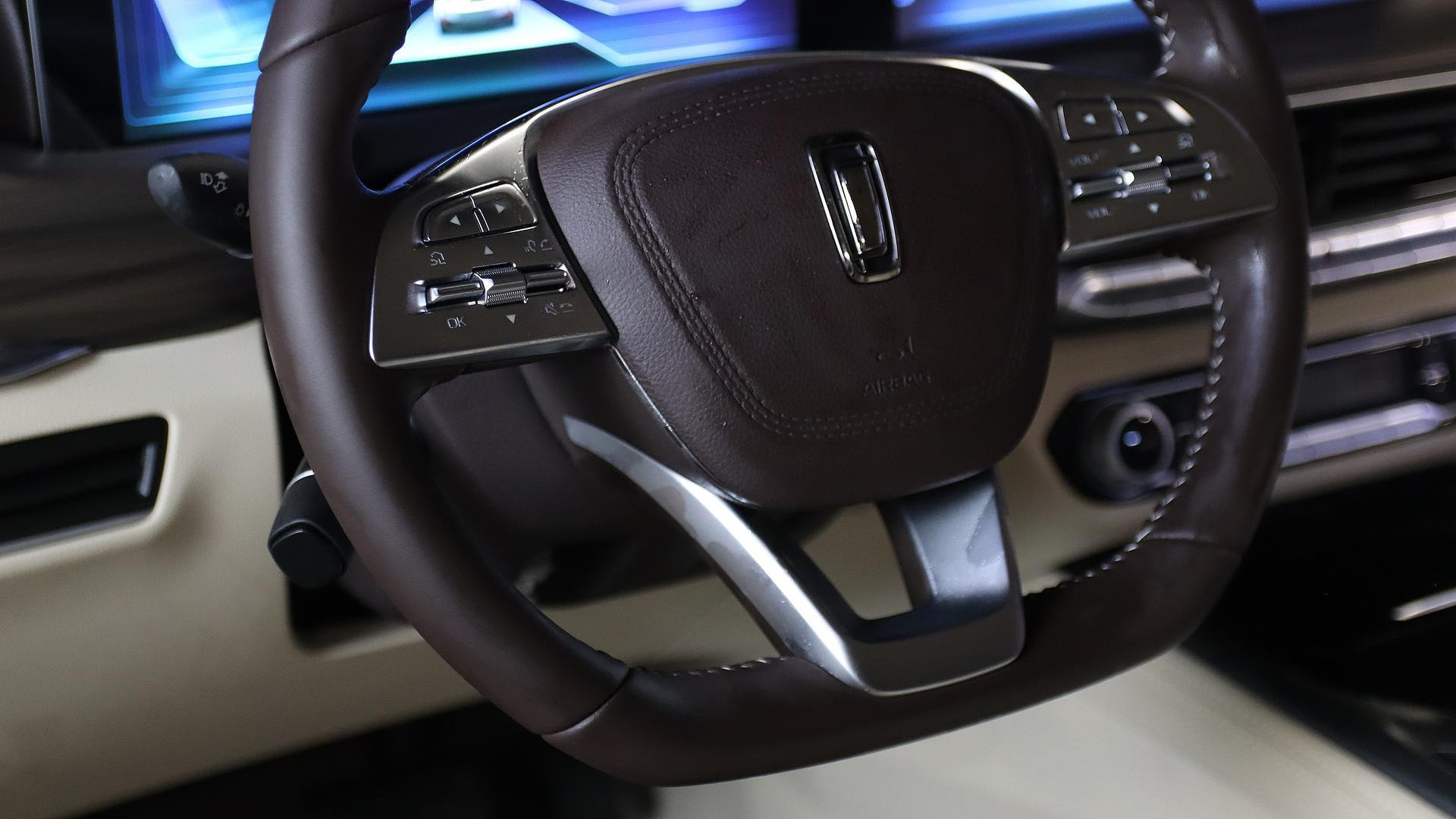фото автомобиля 10