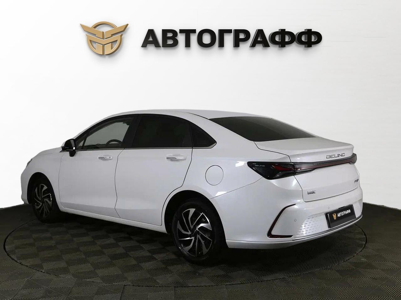 фото автомобиля 3