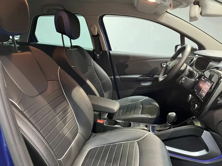 «Авто на Неве»