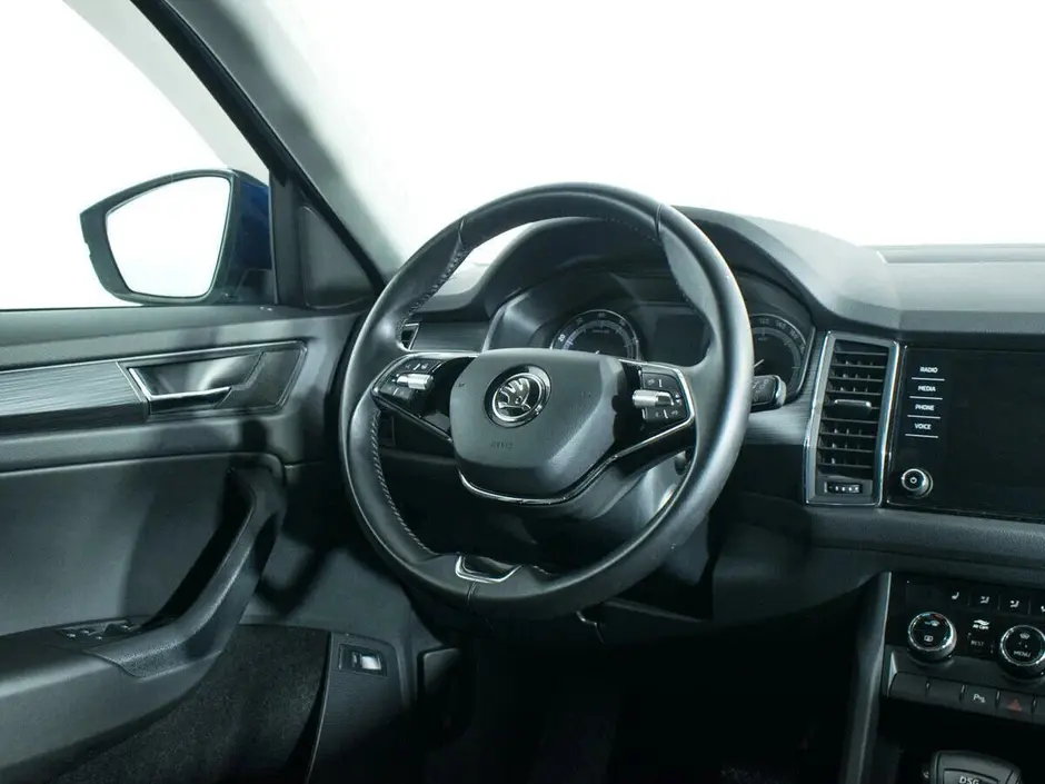 «Авто на Неве»