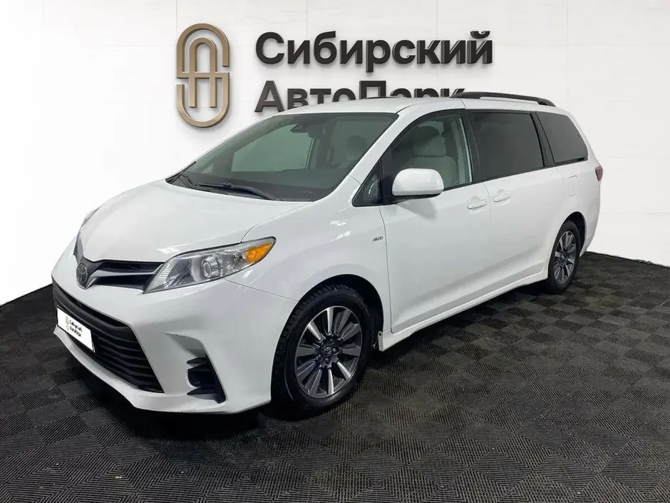 Toyota Sienna, 2019 г.