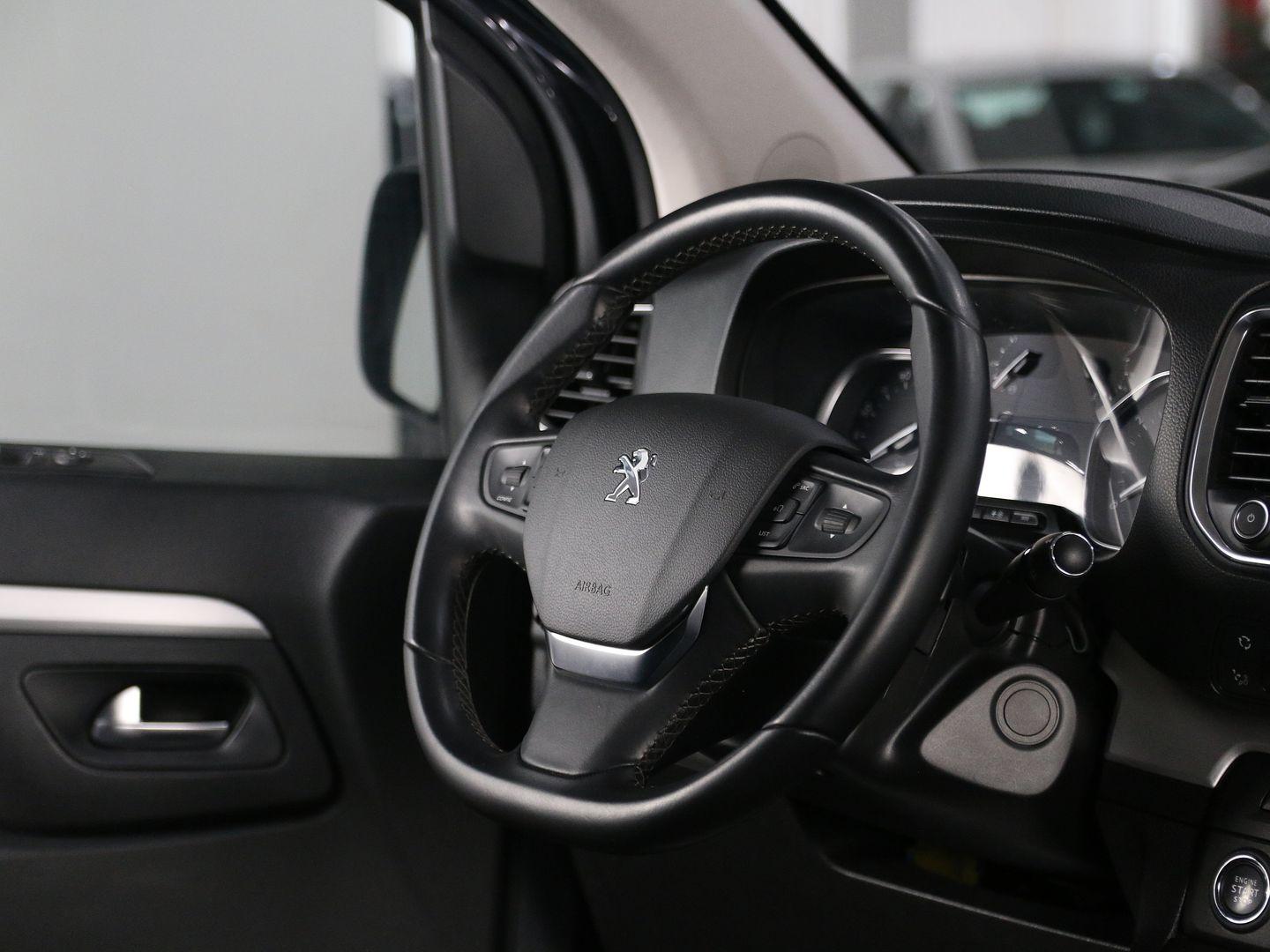 фото автомобиля 10