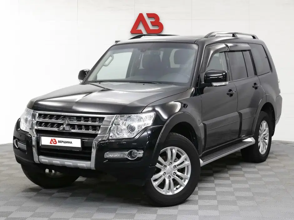 Mitsubishi Pajero, 2015 г.