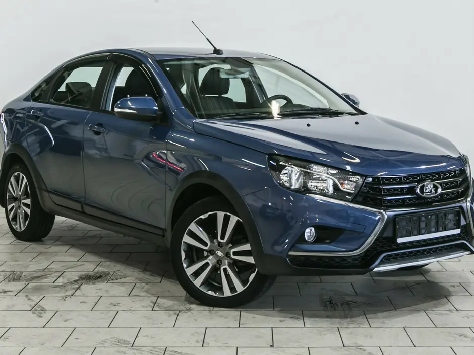 «Авто на Неве»