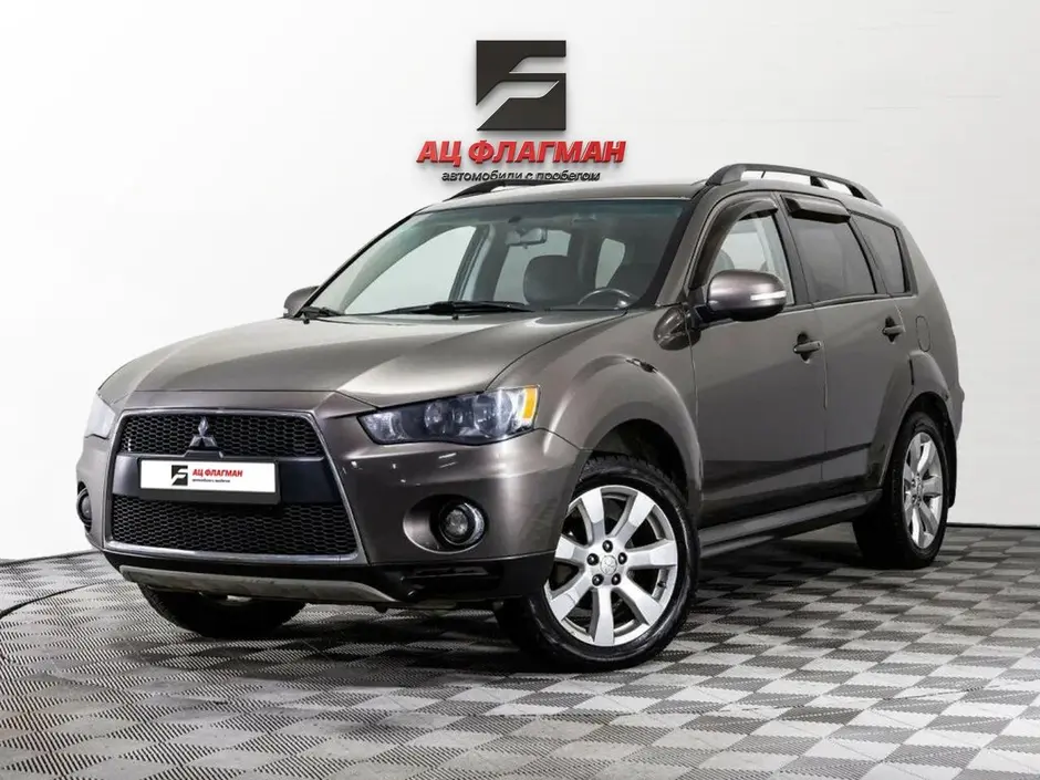 Mitsubishi Outlander, 2010 г.